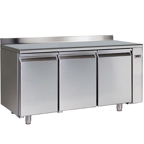 Refrigerated pastry table with inox working top and splash-back, remote control